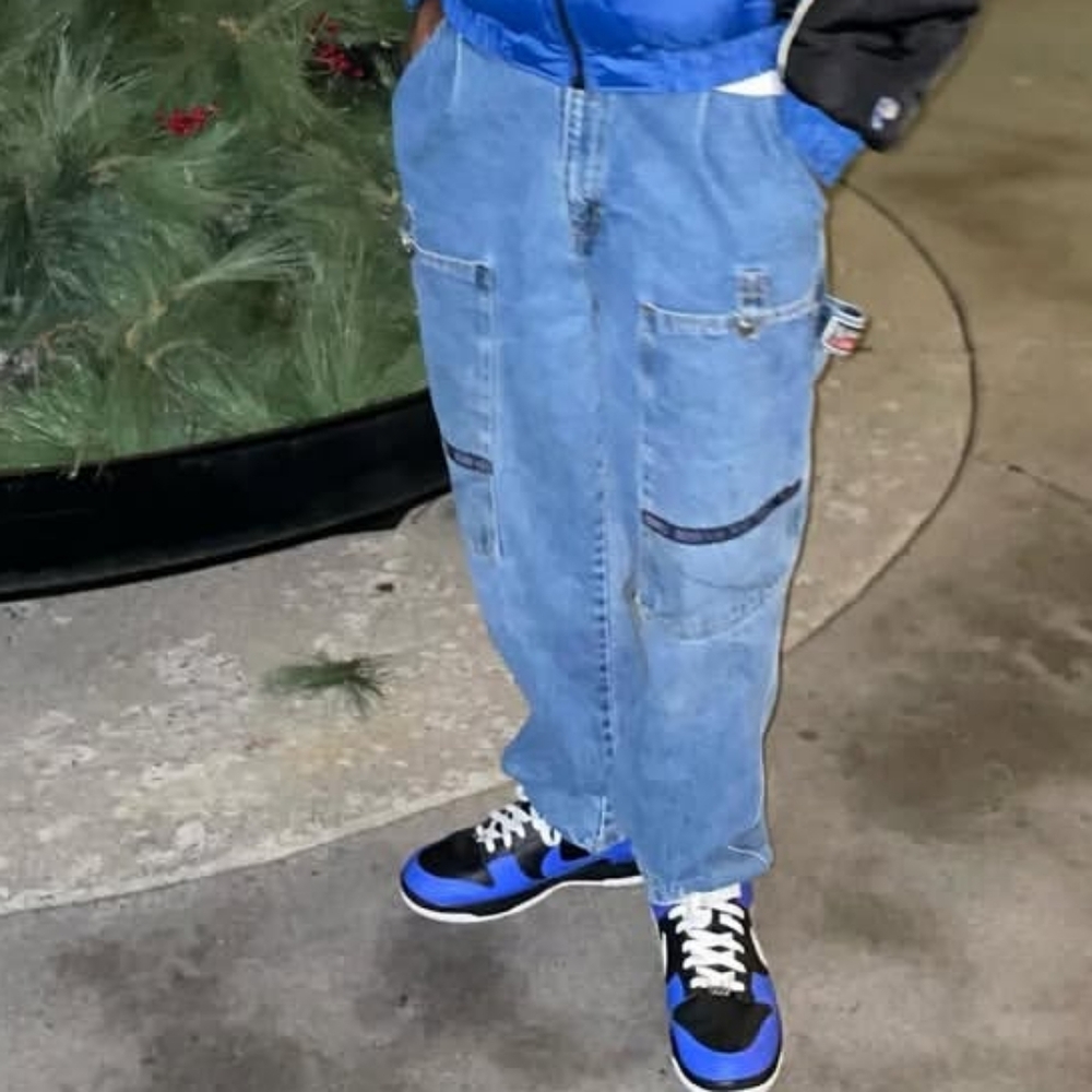 Vintage Baggy Cargo Jeans - Picture 2 of 9